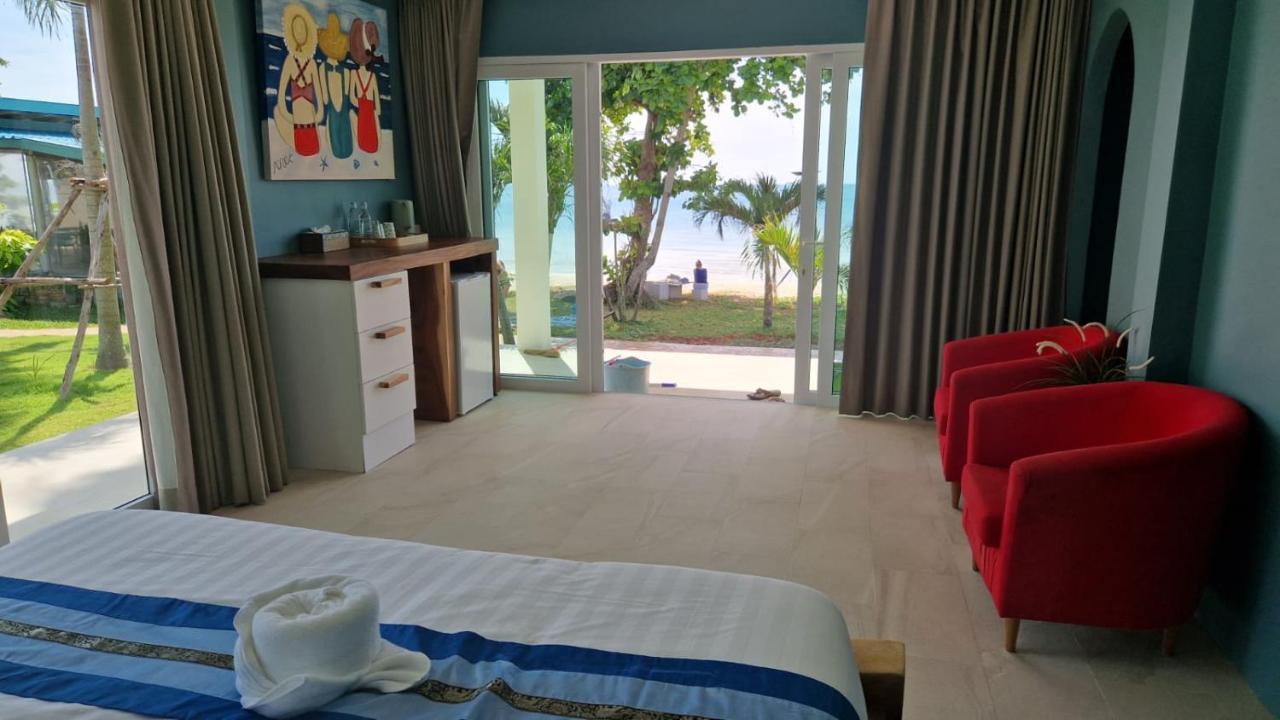 Le Petit Saint Tropez Ξενοδοχείο Khanom Εξωτερικό φωτογραφία